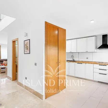 بيت للعطل Modern Townhouse In Seaside Complex In Amarilla Golf Sbv48 *